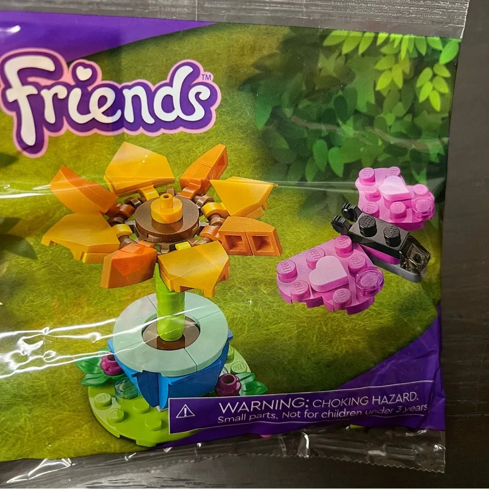 LEGO (RETIRED SET)Friends Garden Flower and Butterfly (30417), 57 Pieces, NIB